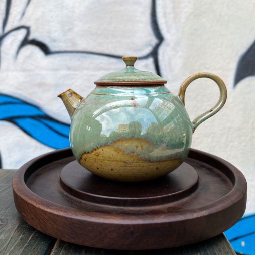 Керамический чайник Цзиндэчжэнь (зеленый блестящий) Объем 150 мл.